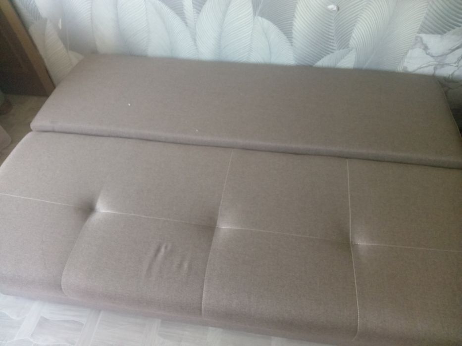 Продам диван в отличном состоянии.