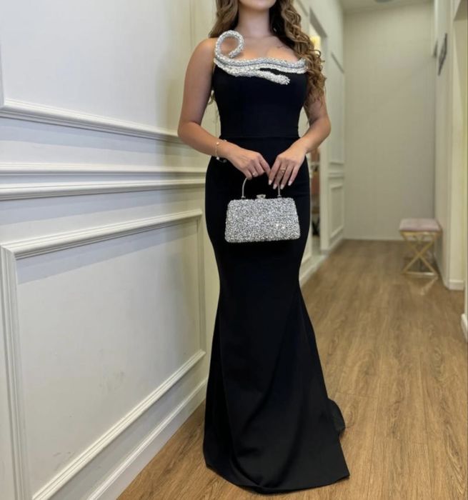 Официална черна рокля “Dizi”