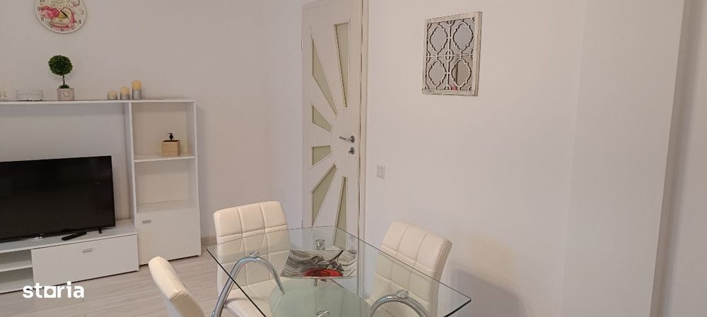 Inchiriere apartament 2 camere in zona Coresi.