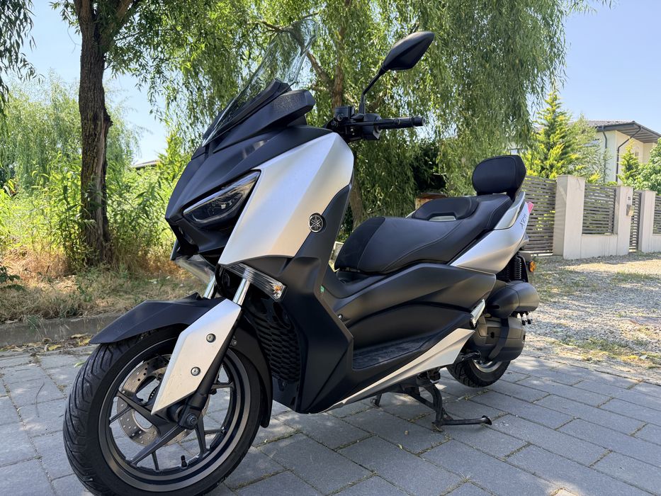 Yamaha Xmax, scuter yamaha, scuter 125, yamaha 125, scuter conduci cu B