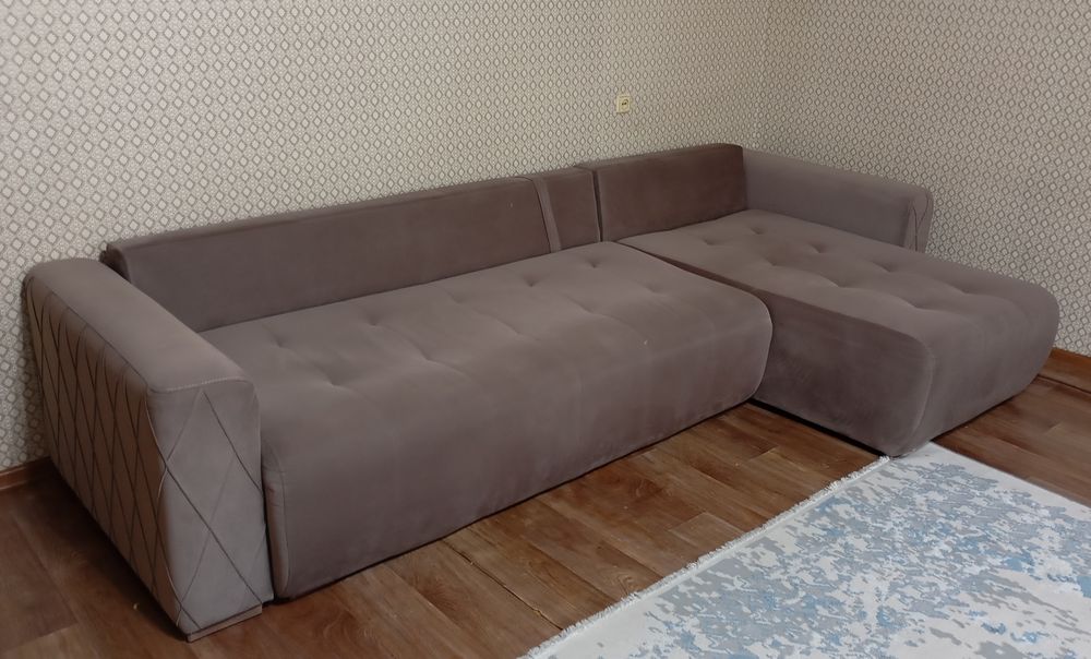 Срочно продам диван