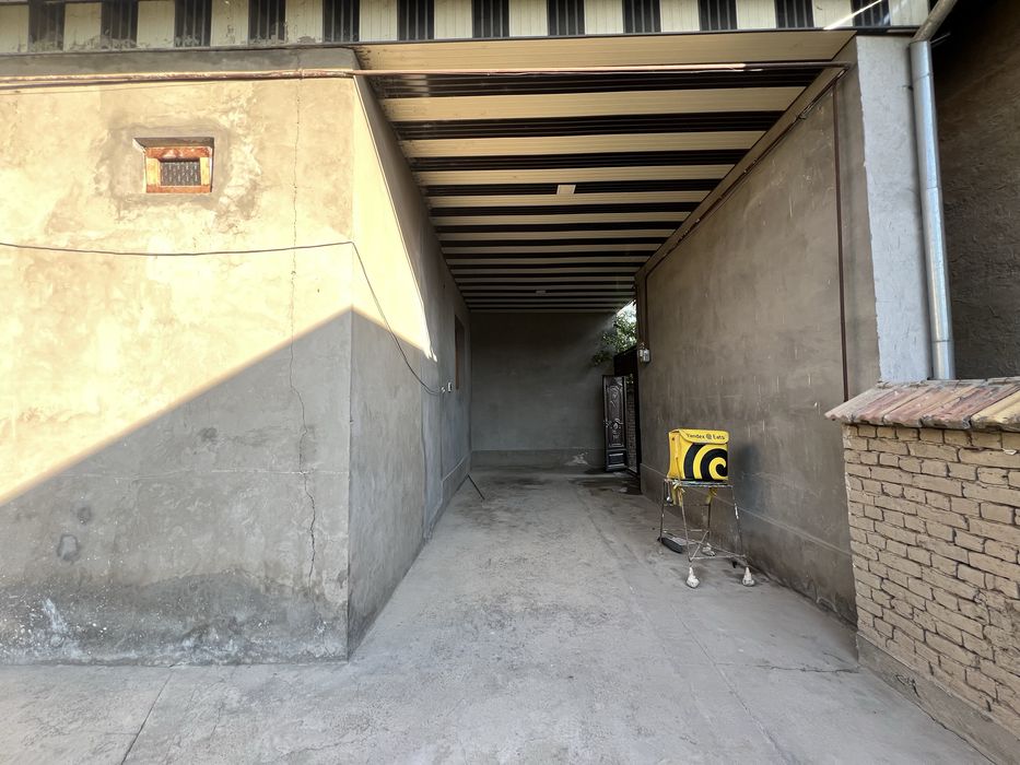 Uy sotiladi 5 sotix 4xona tayyor