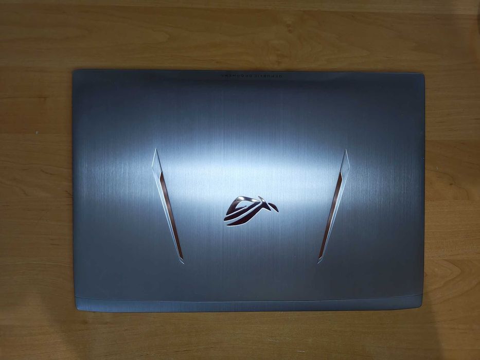 Продам Ноутбук ASUS ROG