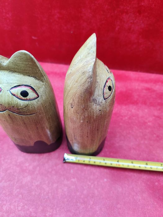 pereche pisici din lemn