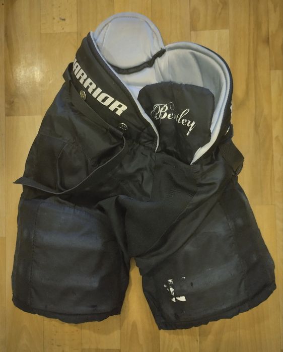 Хоккейная форма.