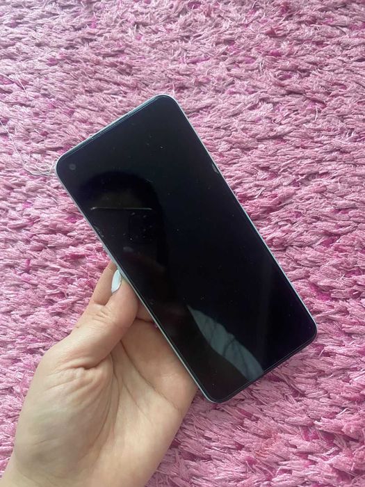 ПРОДАМ телефон в идеальном состоянии!