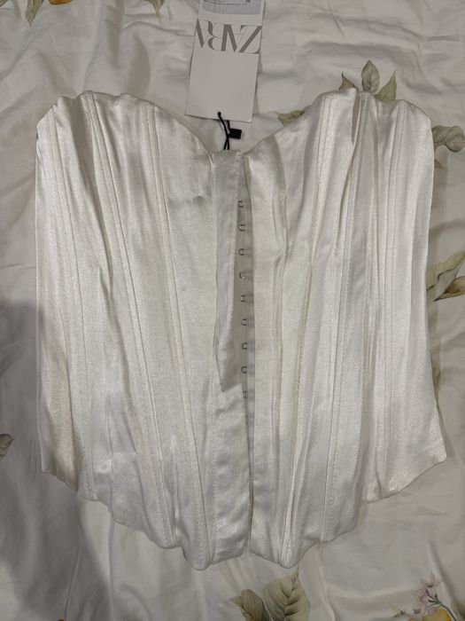 Корсетный топ Zara