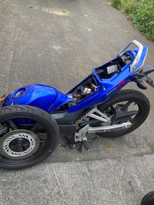 HONDA CBR 125 cc / ХОНДА ЦБР 125 кубика НА ЧАСТИ