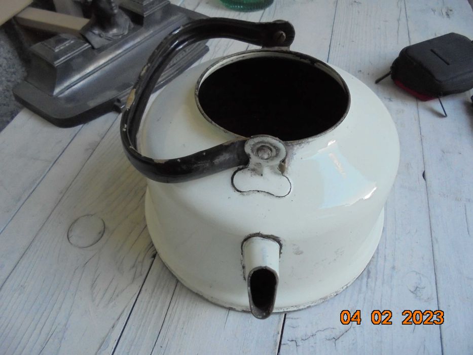 чайник емайлиран без капак