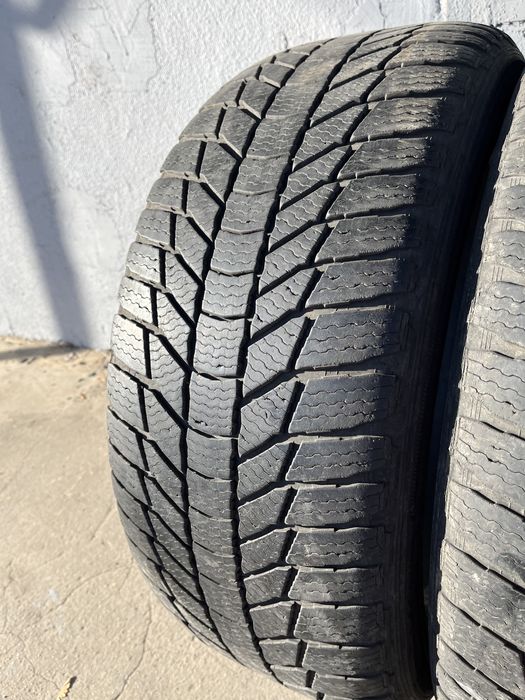 2 бр. зимни гуми 275/45/20 General DOT 2418 5,5 mm