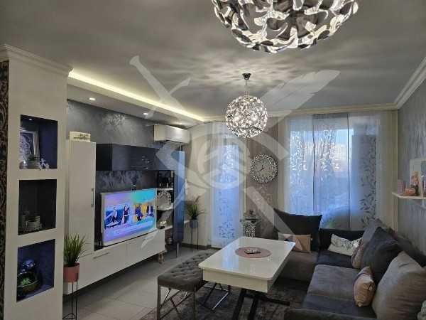 Двустаен Славейков