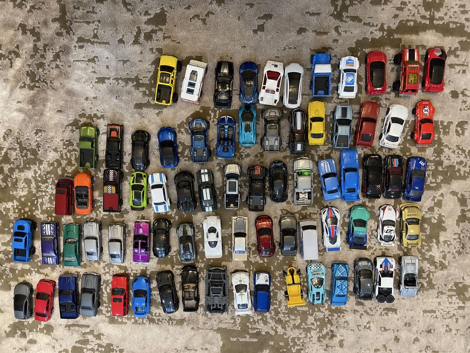 Hot Wheels машинки