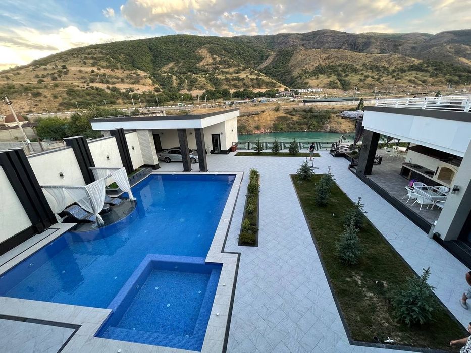 Сдается шикарная дача  Блек Стар с видом на Горы и море