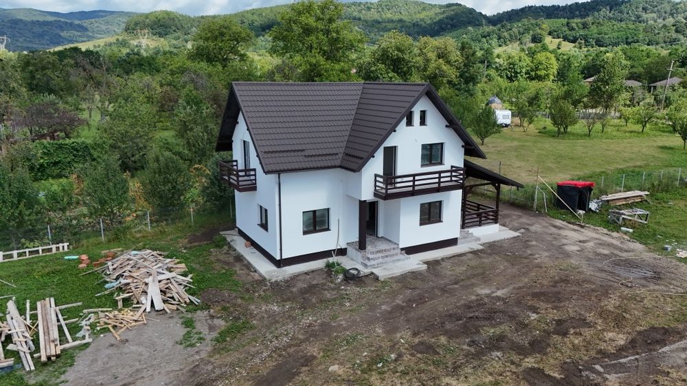 Casa/Vila Brebu  2026  Suprafata 172m² (NU Valea Doftanei Breaza Cornu)