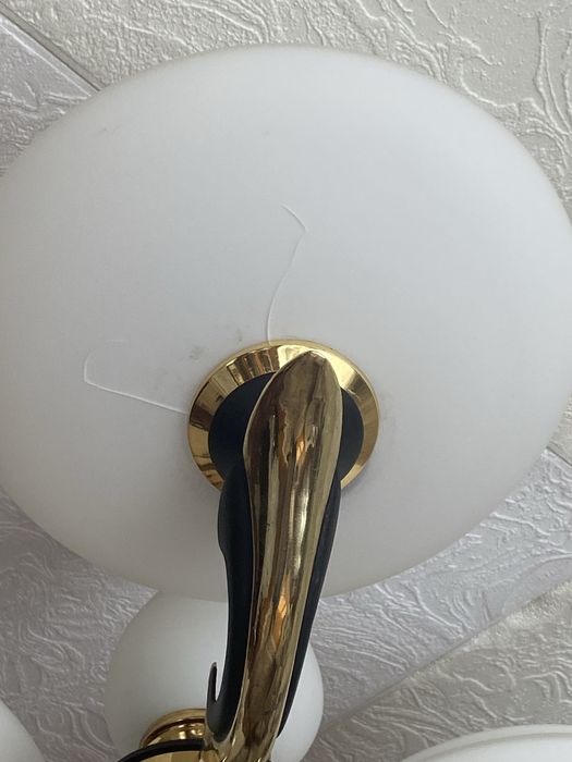 Люстра на плафоны