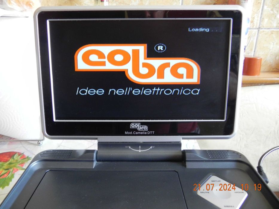 DVD/TV Auto/portabile/turism ,Cobra si RefleXion de 9"