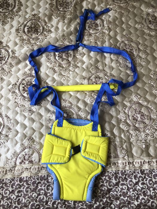 Продам Качелю- прыгунки для малышей.