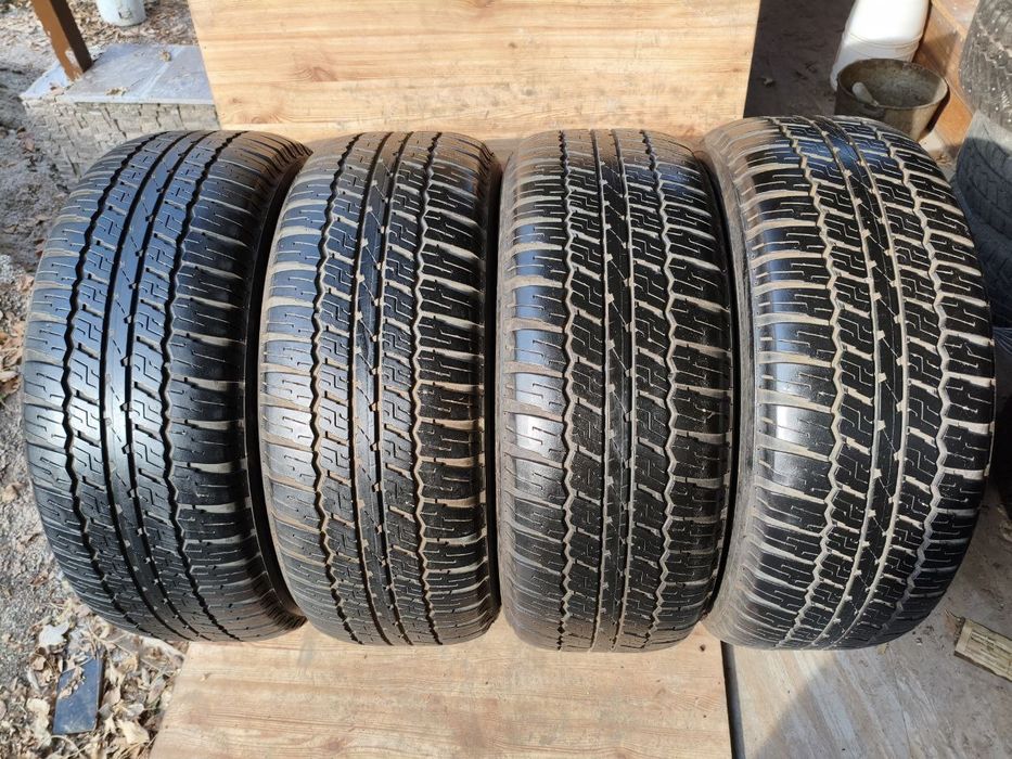 285 60 R18 Bridgestone AT