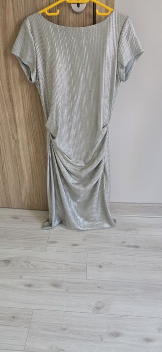 Рокля SWING 38 размер