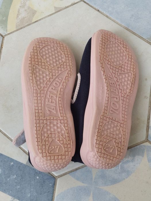 Пантофи за момиче 27 номер