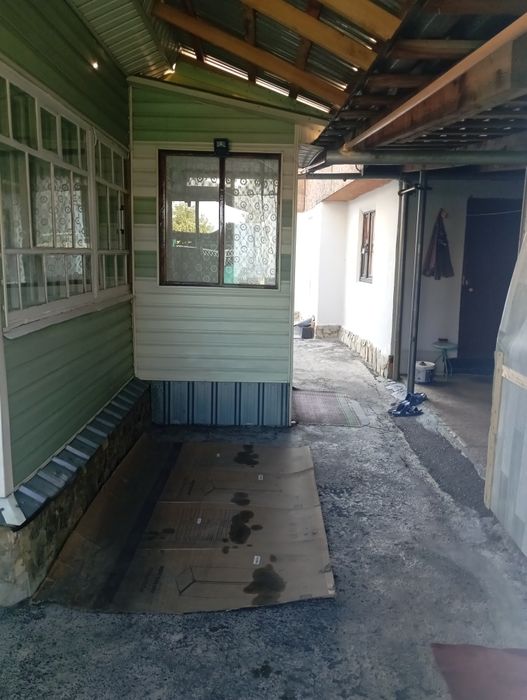 Продам дом в центре города со всеми удобствами