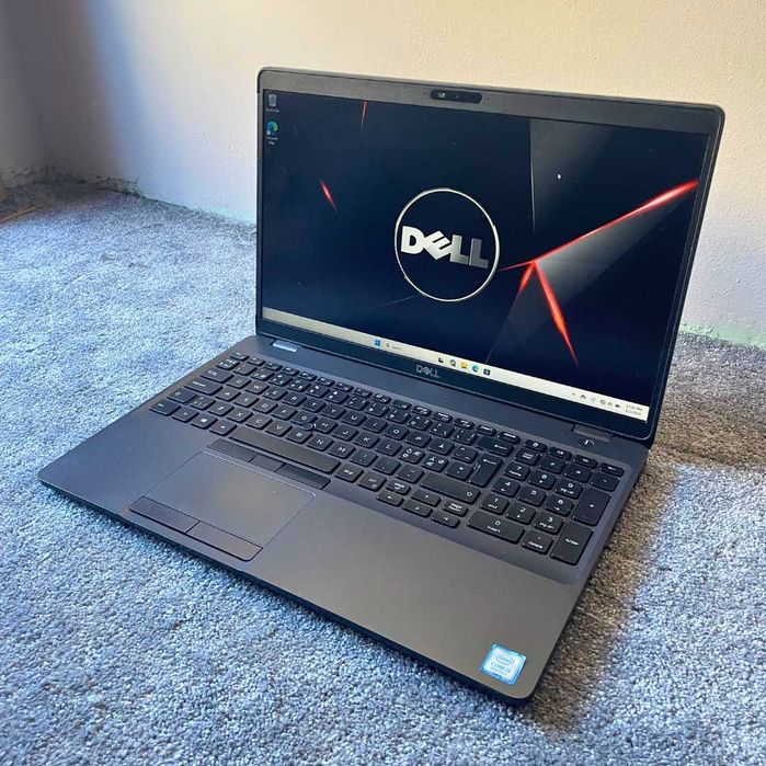 Dell Latitude 5500 - 15.6''FHD, i5-8265u, 8GB RAM DDR4, 256GB NVMe M.2