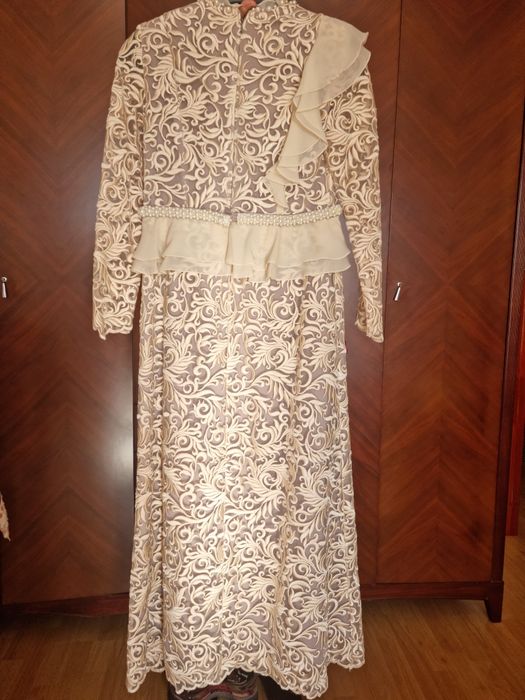 Вечернее оригинальное платье