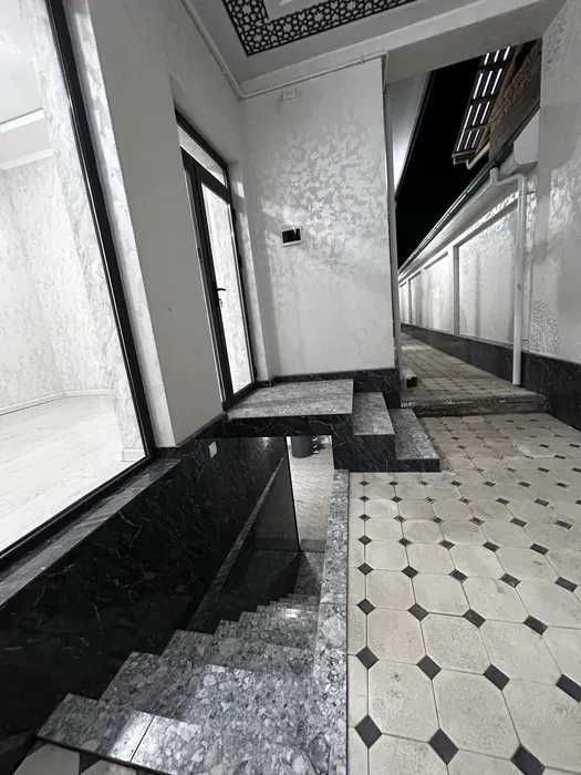 Срочно сдается новый дом 4 комнаты,2 сотки,Хонабод.