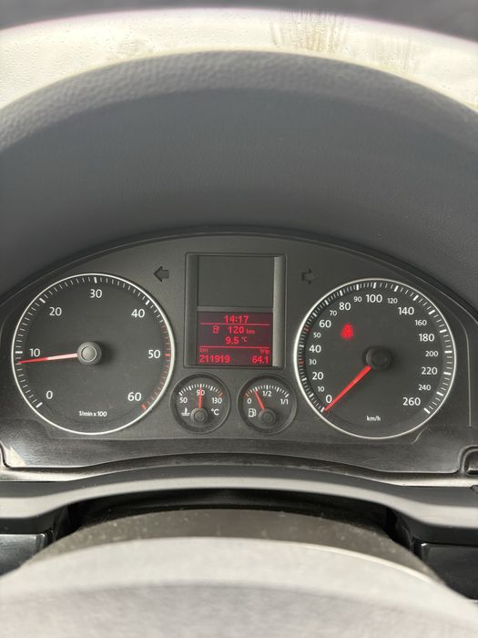 Golf 5 GT-line 2.0d sau pe cross enduro 4t