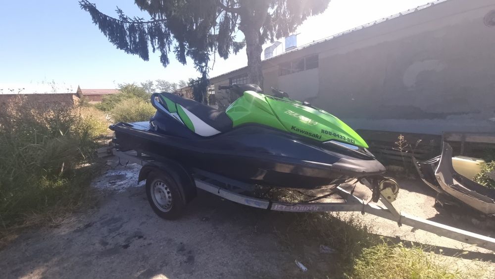 Skijet Kawasaki doar Coca si peridoc