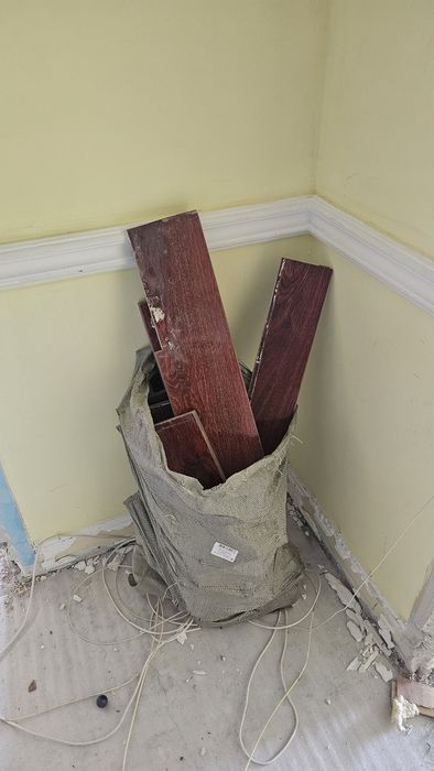 Продам ламинат на дрова