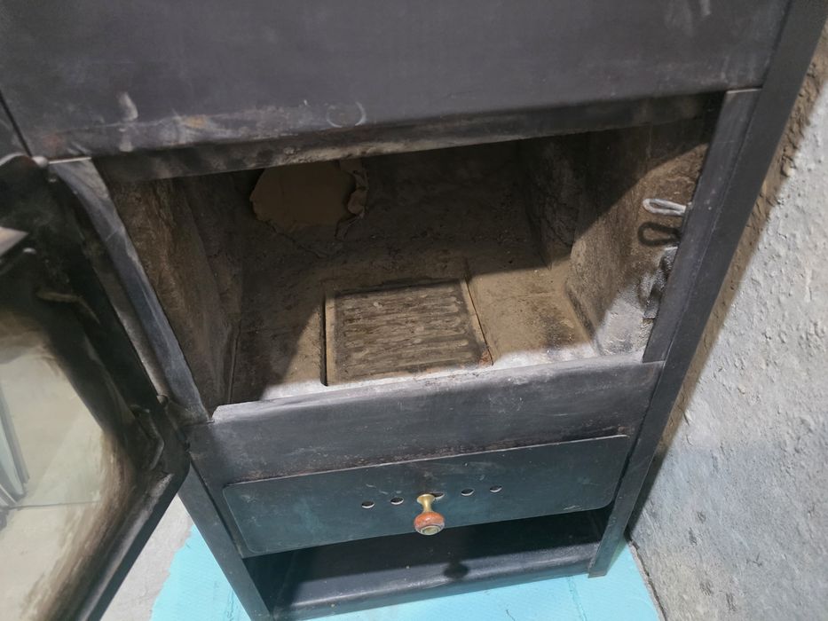 Продавам камина Прити