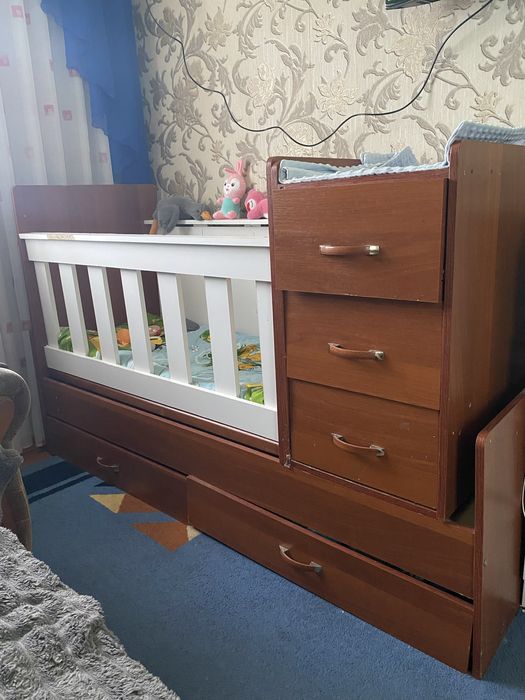 Продам кроватку