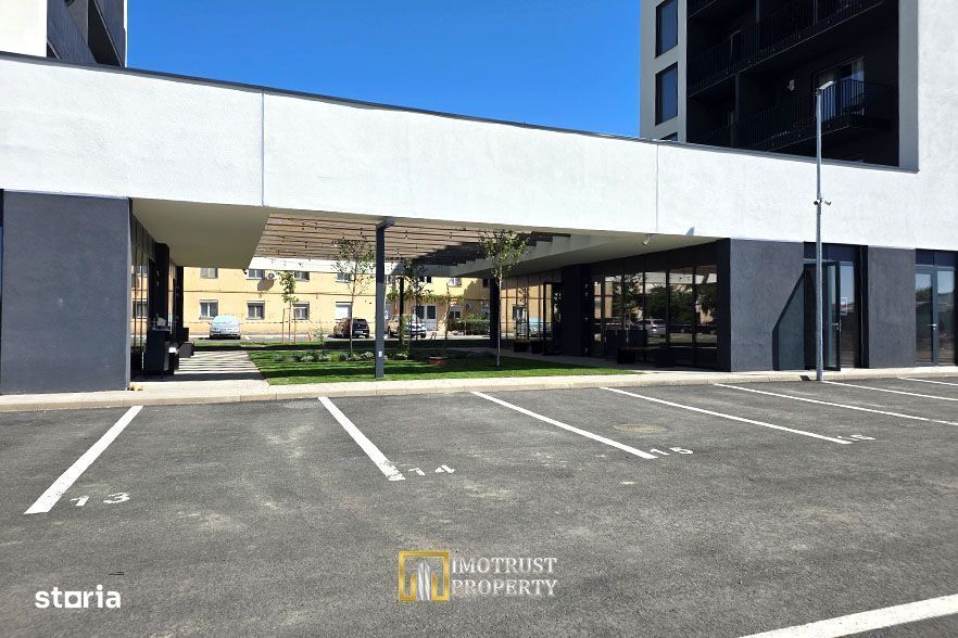 Spații comerciale de vânzare/închiriere în Via Universitate Arad