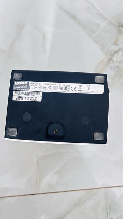 Nas qnap ts-228A