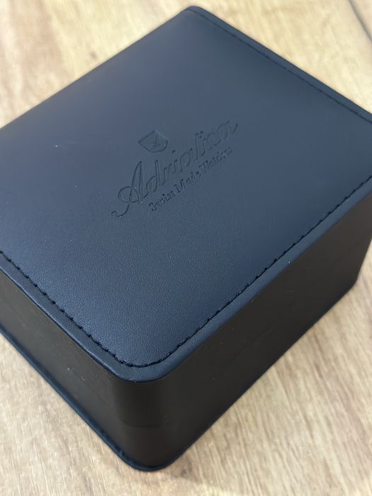 Швейцарские часы Adriatica