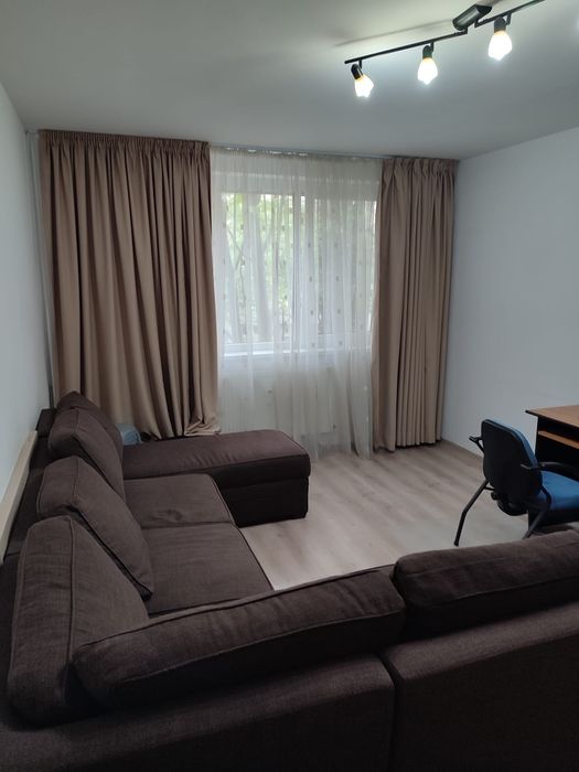 Vând apartament 2 camere zona Berceni
