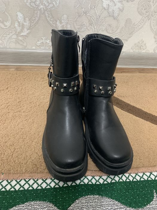 Зимние сапожки для девочки