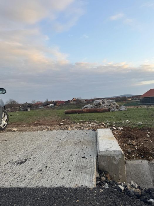 Vand teren 1377 intravilan