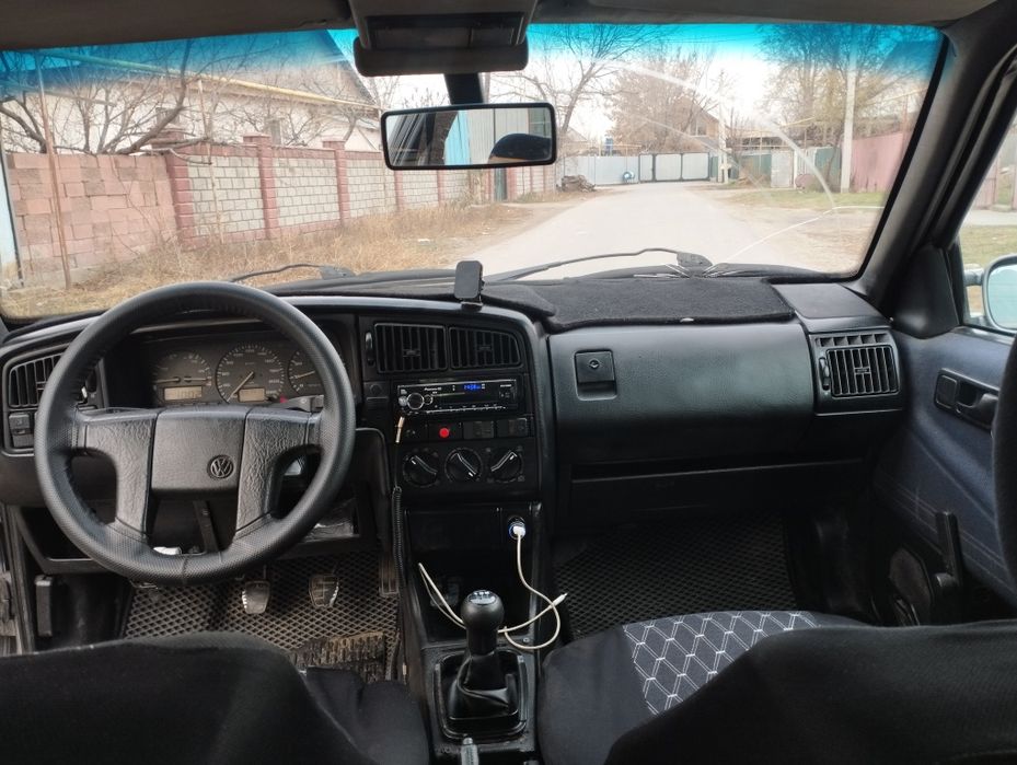 Пассат б3 в хорошем состояние