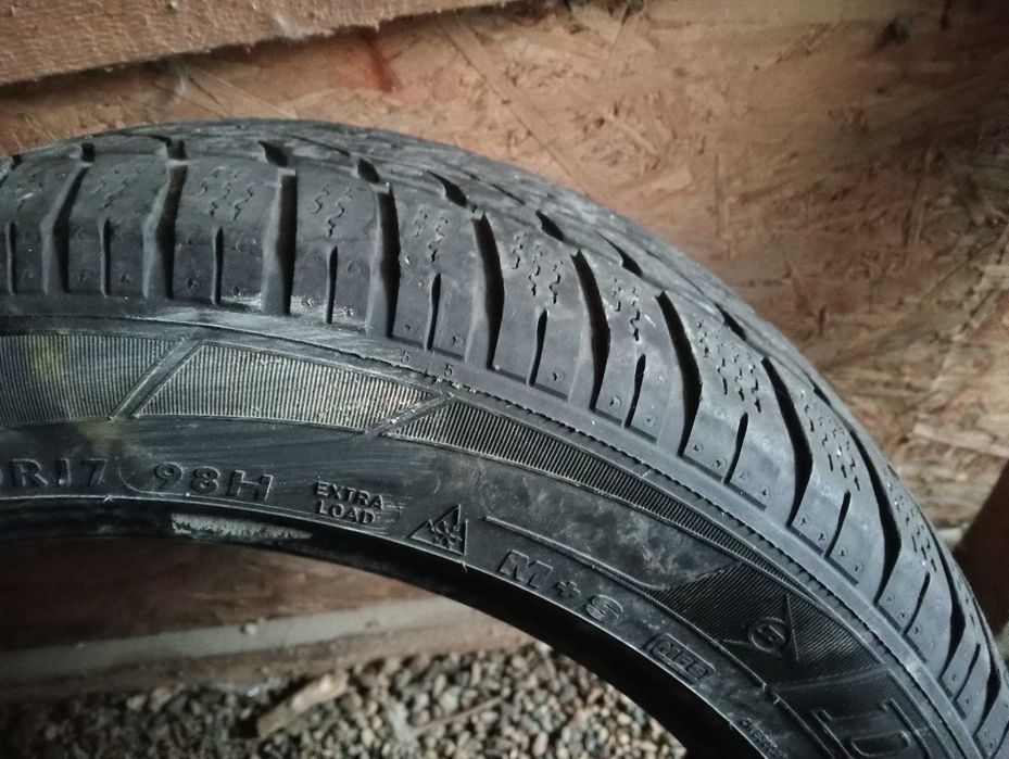 Vând Set 4 Anvelope   225/50R17