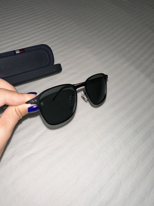 Слънчеви очила Tommy Hilfiger