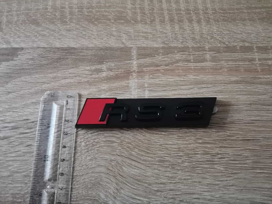 Предна решетка черна емблема Audi Ауди RS3