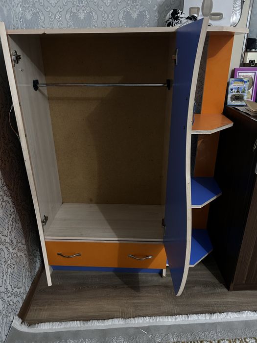 Балаларға арналған шкаф және диван