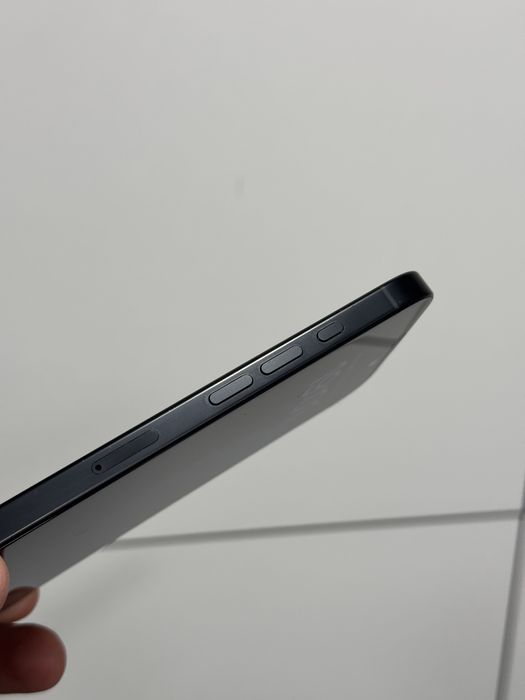 Продавам iPhone 16 PRO MAX 512 GB