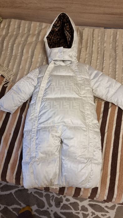 Продам детский комбенизон