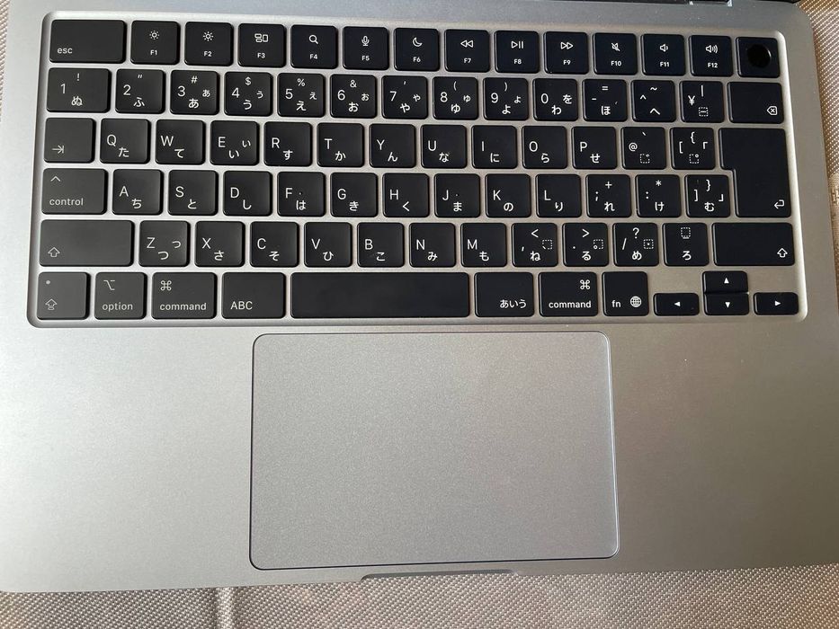 MacBook Air 13" (M4, 2024)