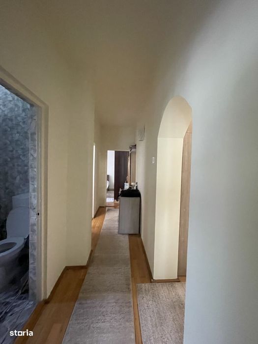 Apartament 4 camere cu GARAJ