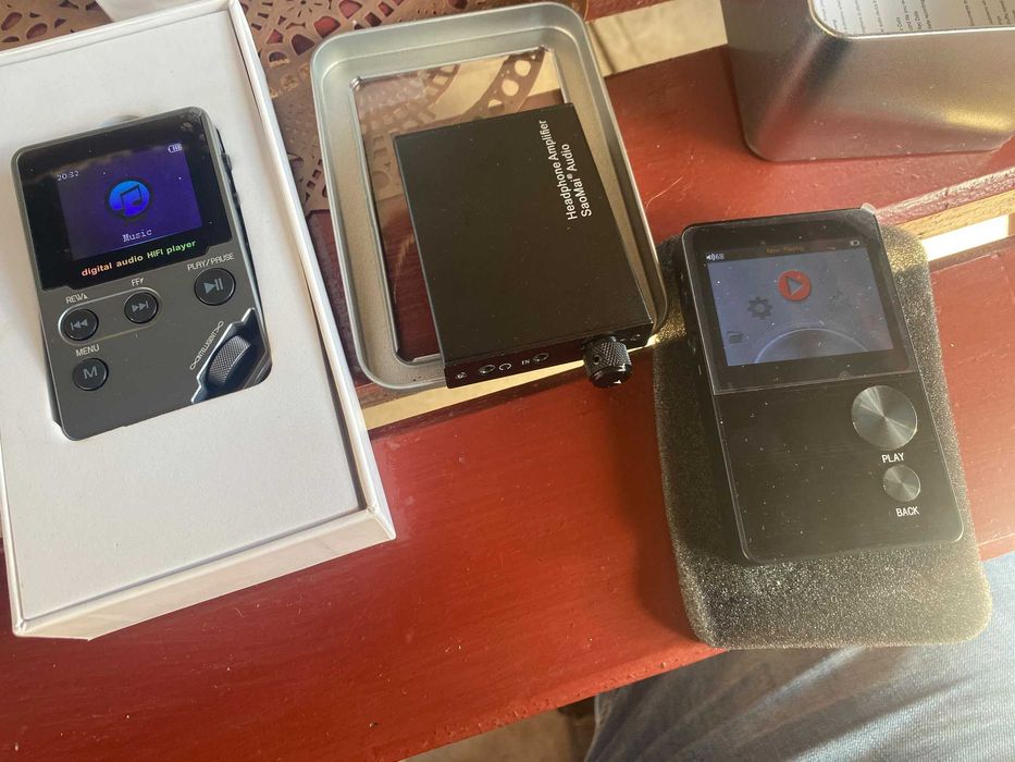 Ipod si altele ca noi