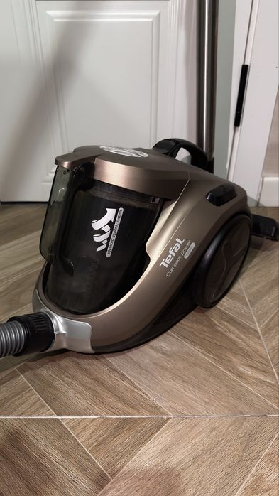 Пылесос от компании tefal